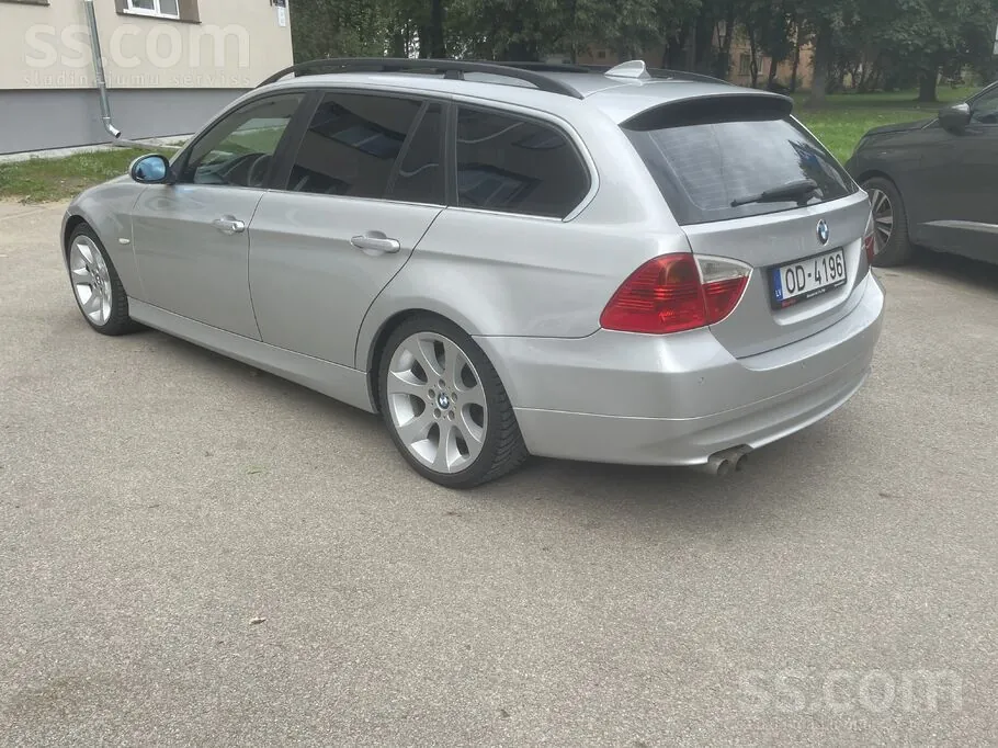 BMW 325 2007 photo 4