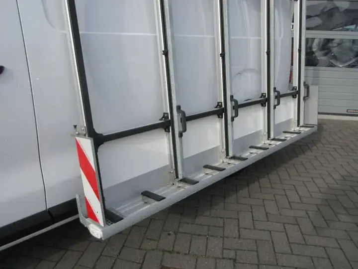 Opel Vivaro 2025 photo 3