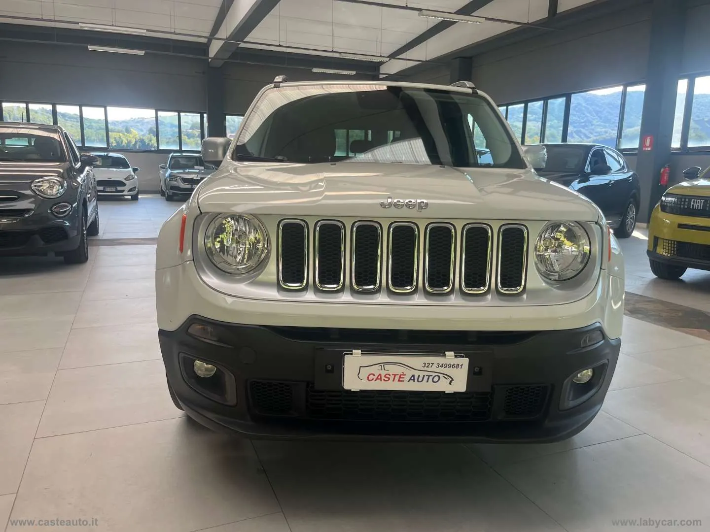 Jeep Renegade 2015 photo 2