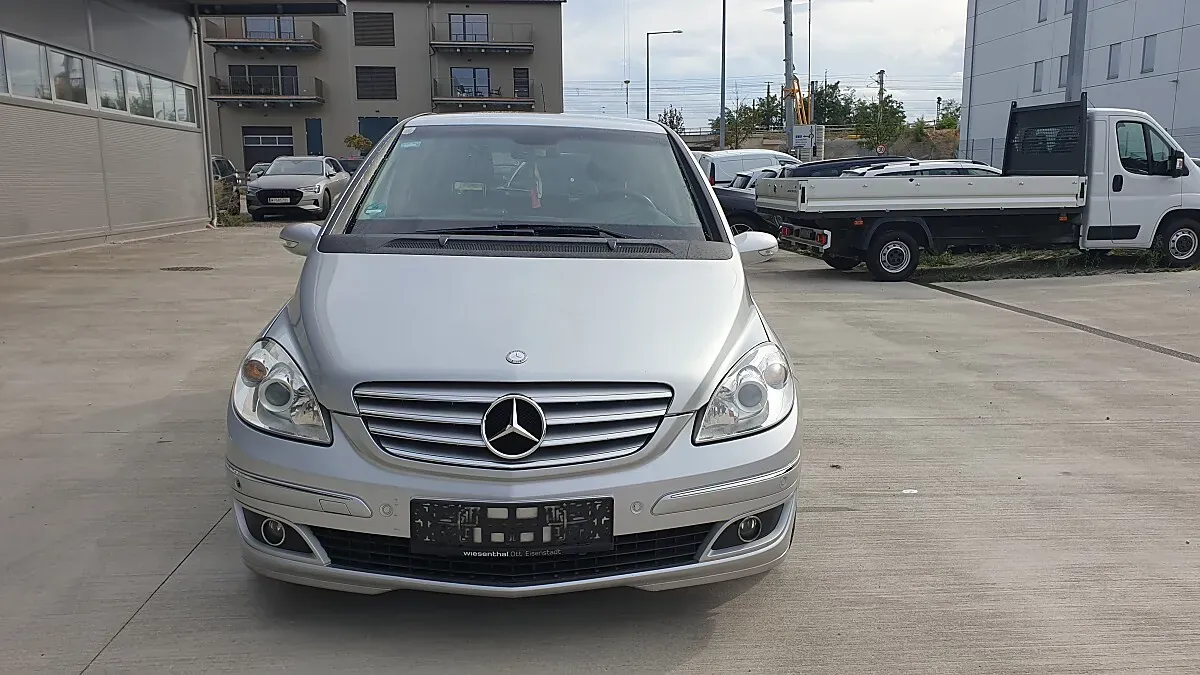 Mercedes-Benz B-Class 2008 photo 2
