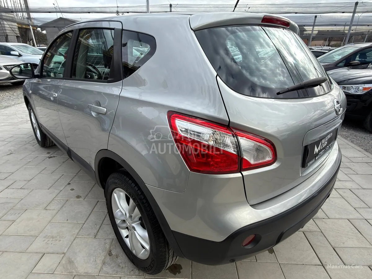 Nissan Qashqai 2012 photo 5