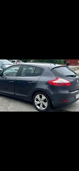 Renault Megane Iii 2012 photo 3