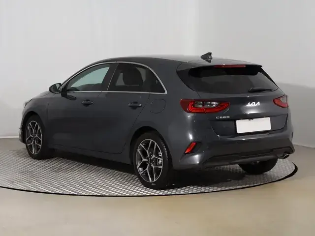 Kia Ceed 2025 photo 3