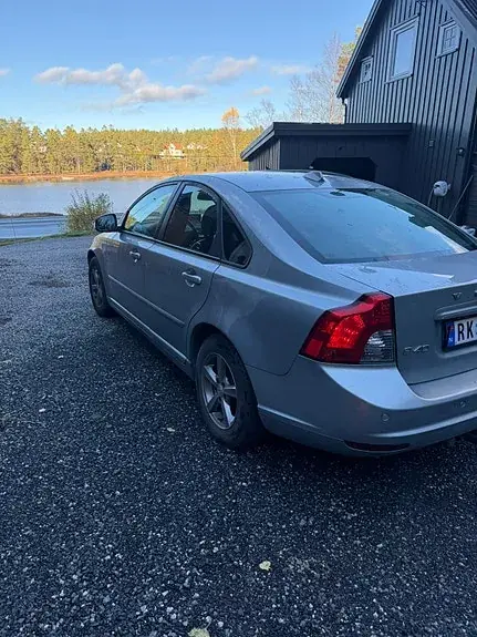 Volvo S40 2011 photo 5