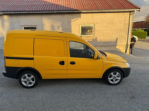 Opel Combo 2011 photo 4