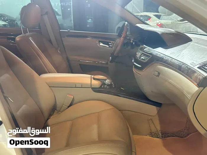 Mercedes-Benz S-Class 2010 photo 3