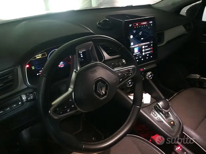 Renault Captur 2020 photo 2