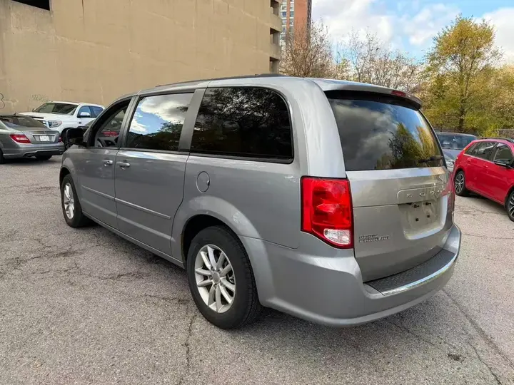 Dodge Grand Caravan 2016 photo 4