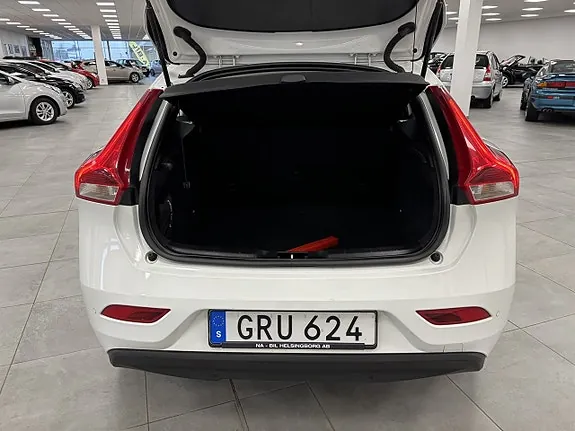 Volvo V40 2018 photo 5