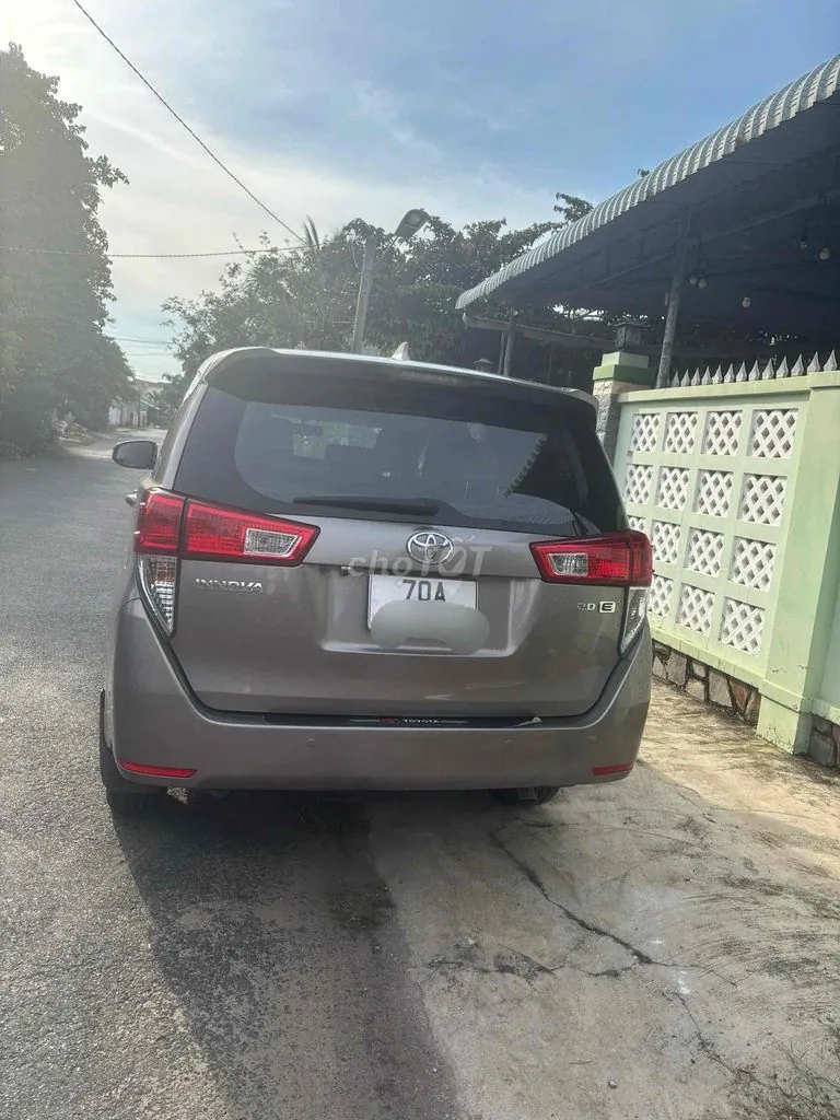 Toyota Innova