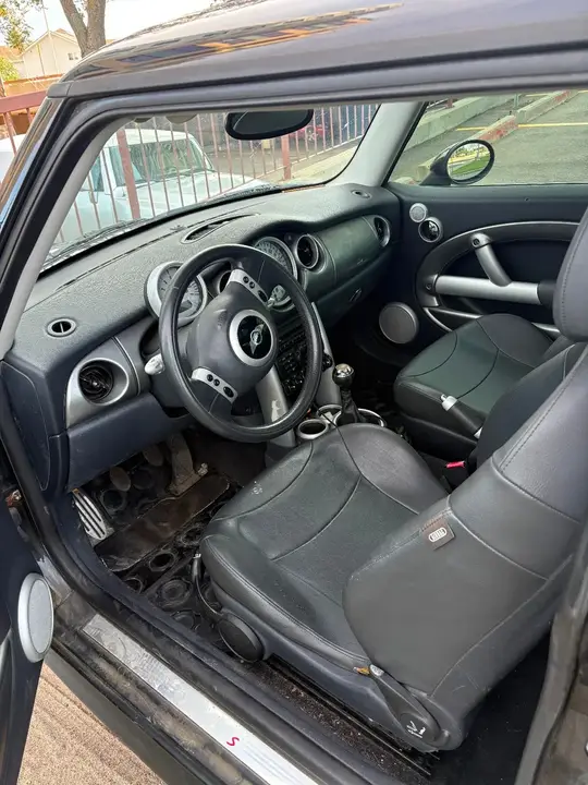 Mini Cooper S 2003 photo 2