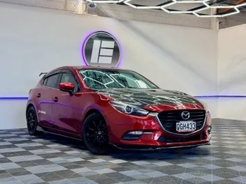 Mazda Axela 2017 photo 2