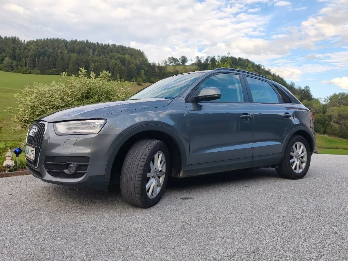 Audi Q3 2014 photo 2