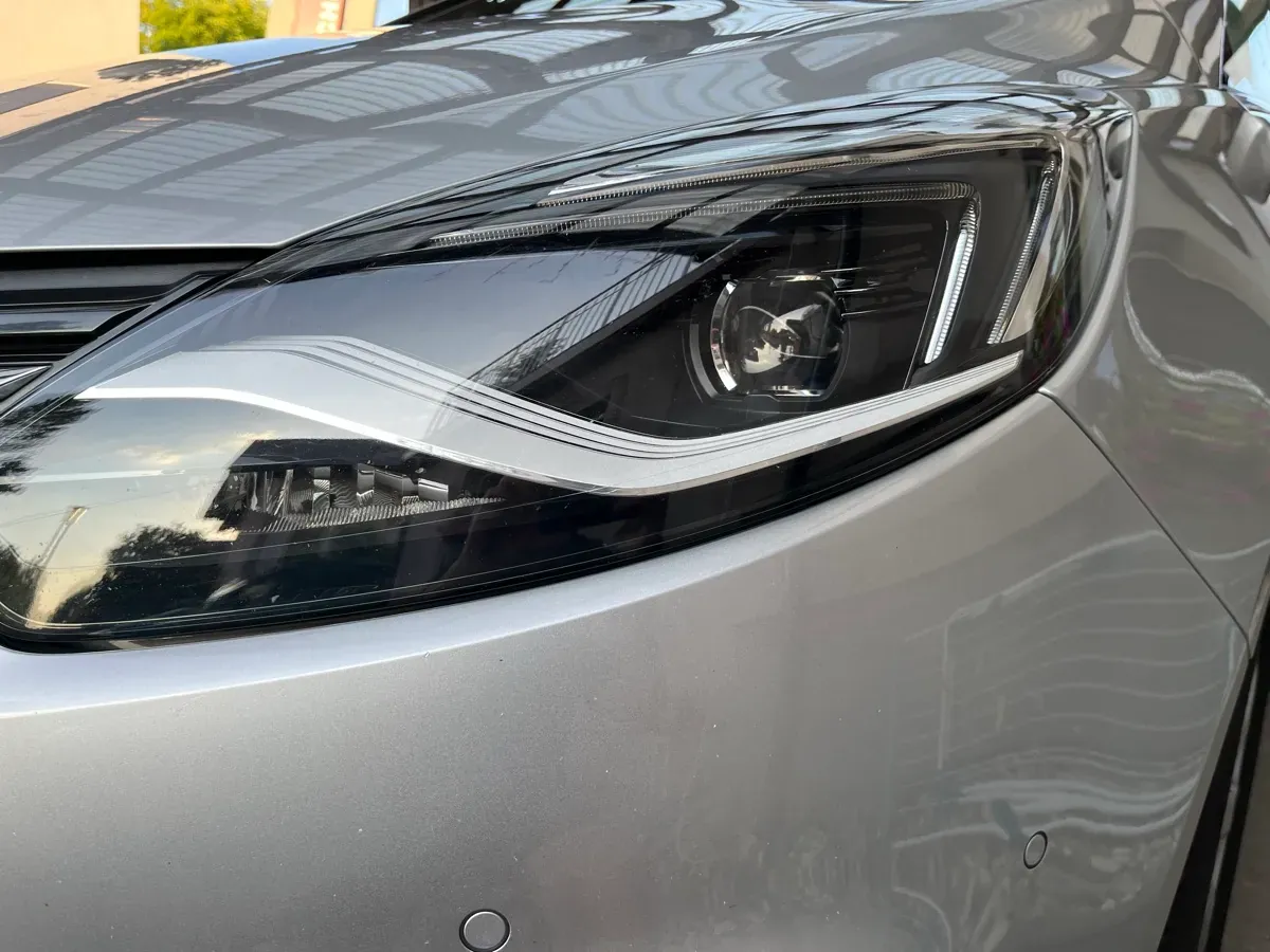 Opel Zafira 2017 photo 3
