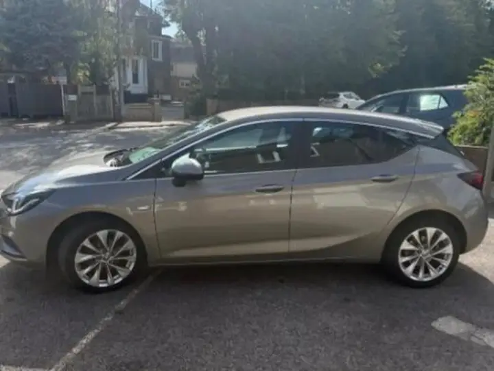 Vauxhall Astra 2016 photo 5