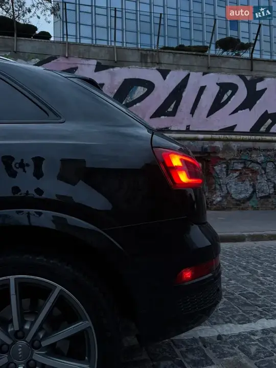 Audi Q3 2017 photo 5