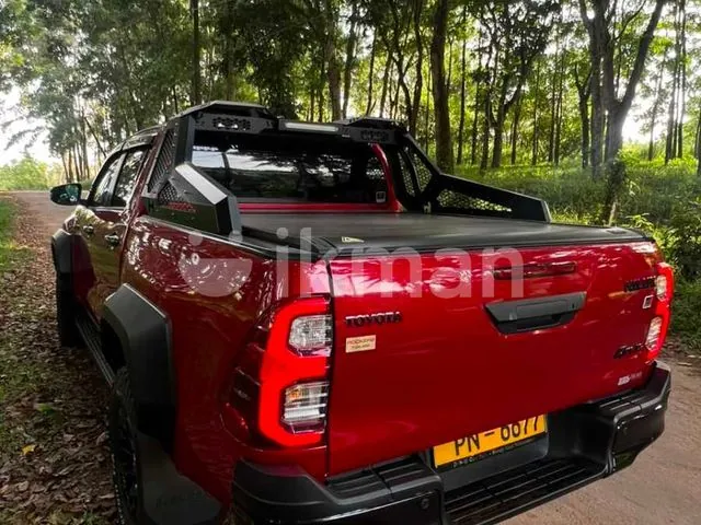 Toyota Hilux 2024 photo 4