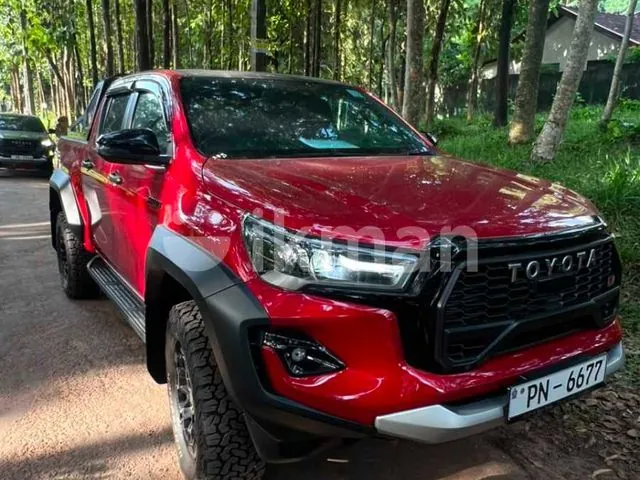 Toyota Hilux 2024 photo 3