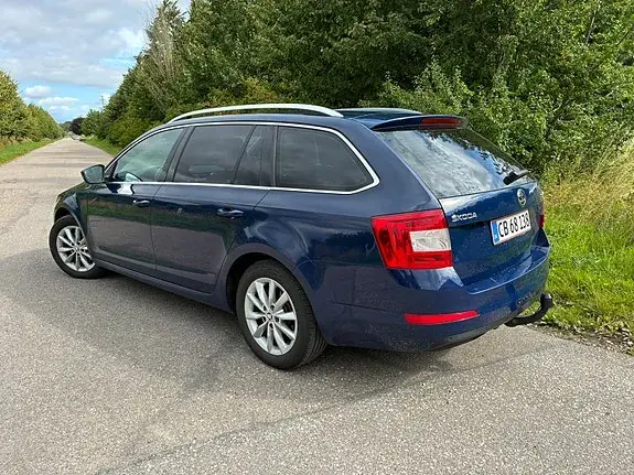 Skoda Octavia 2015 photo 5