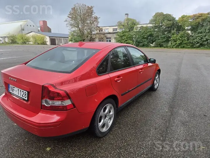 Volvo S40 2006 photo 2