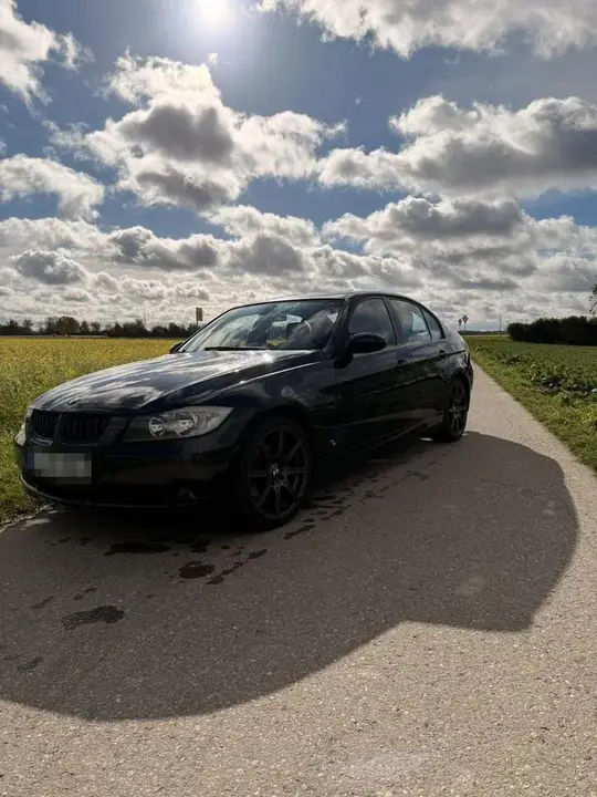 BMW 320I