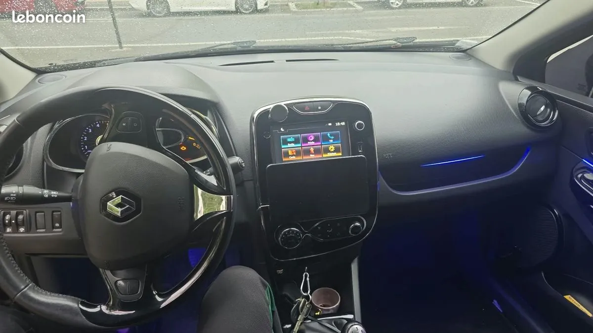 Renault Clio 2013 photo 3