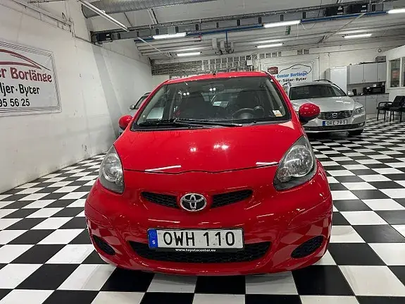 Toyota Aygo 2010 photo 3
