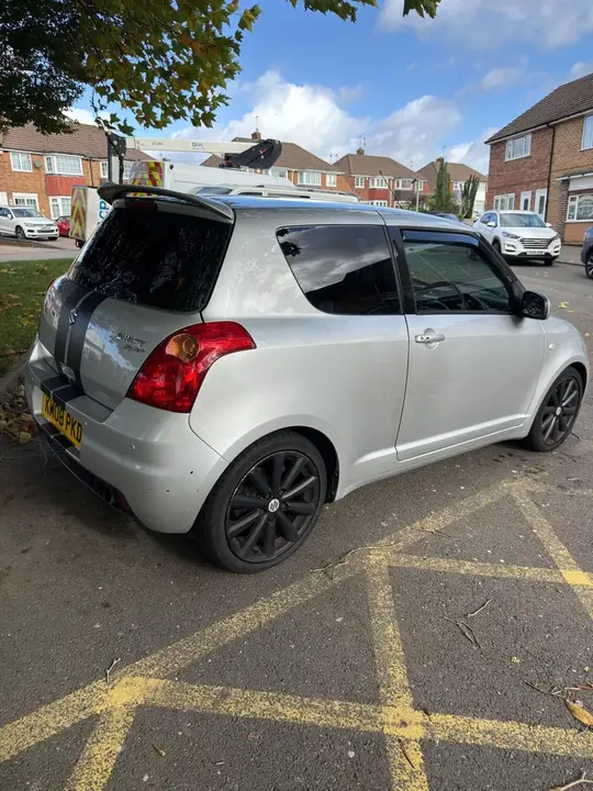 Suzuki Swift 2008 photo 5