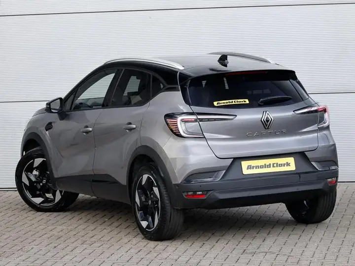Renault Captur 2026 photo 2