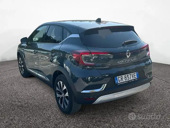 Renault Captur 2023 photo 4