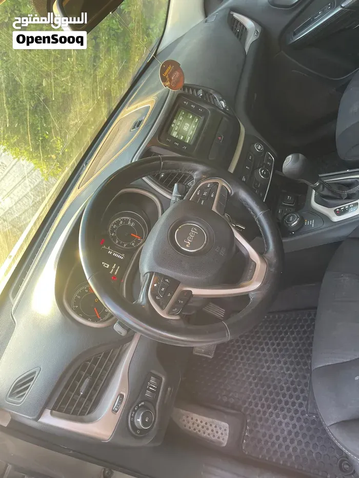Jeep Cherokee 2017 photo 4