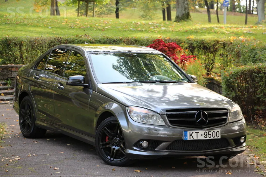 Mercedes-Benz C220