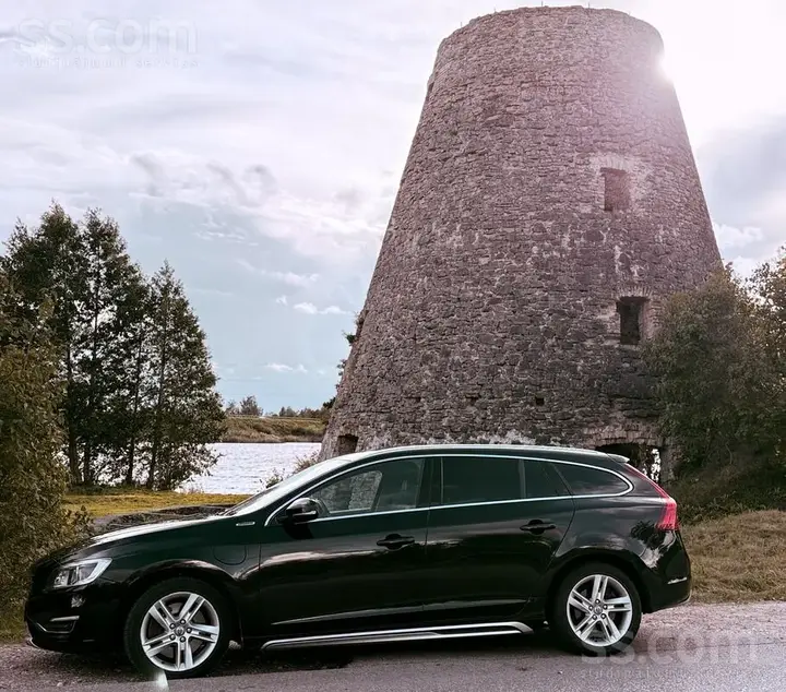 Volvo V60 2014 photo 5