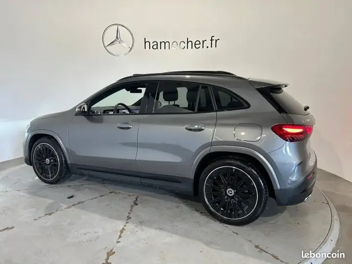 Mercedes-Benz Gla 2025 photo 3
