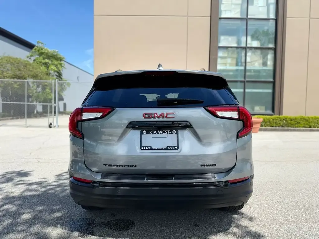GMC Terrain 2023 photo 4