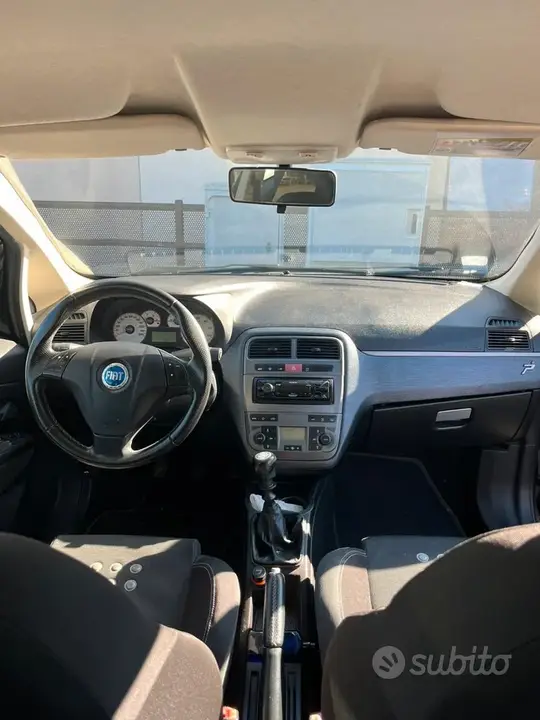 Fiat Grande Punto 2006 photo 5
