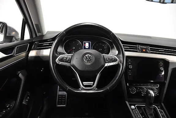 Volkswagen Passat Alltrack 2020 photo 2