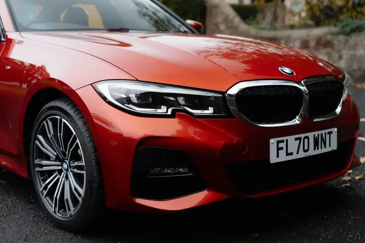 BMW 3 Series 2020 photo 4