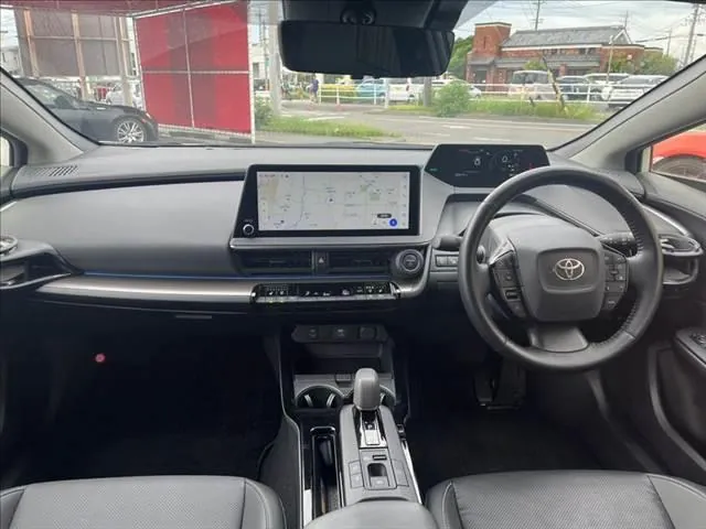 Toyota Prius 2023 photo 3