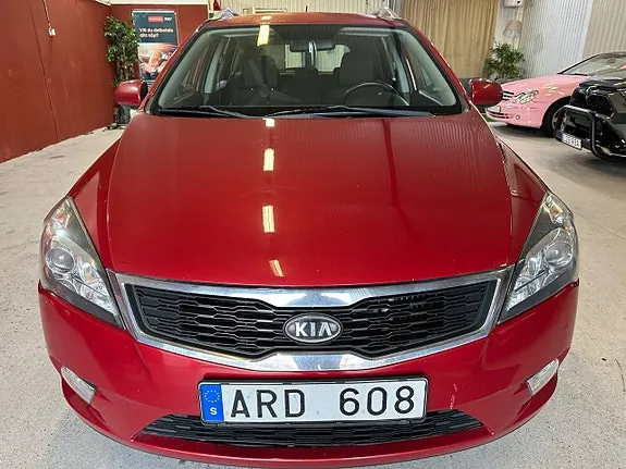 Kia Ceed 2011 photo 2