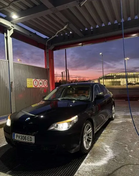 BMW 5Er-Reihe 520I 2009 photo 2
