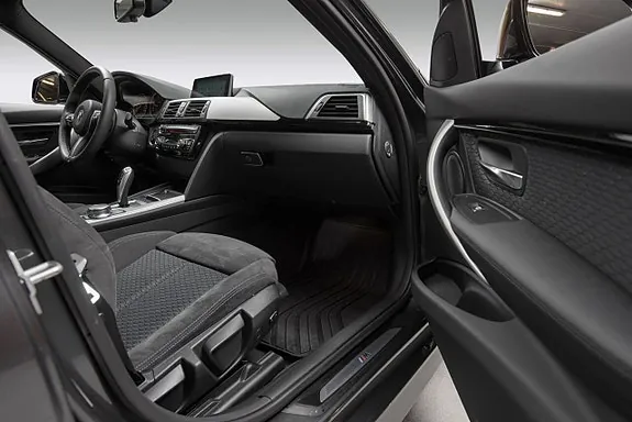 BMW 330E 2017 photo 5