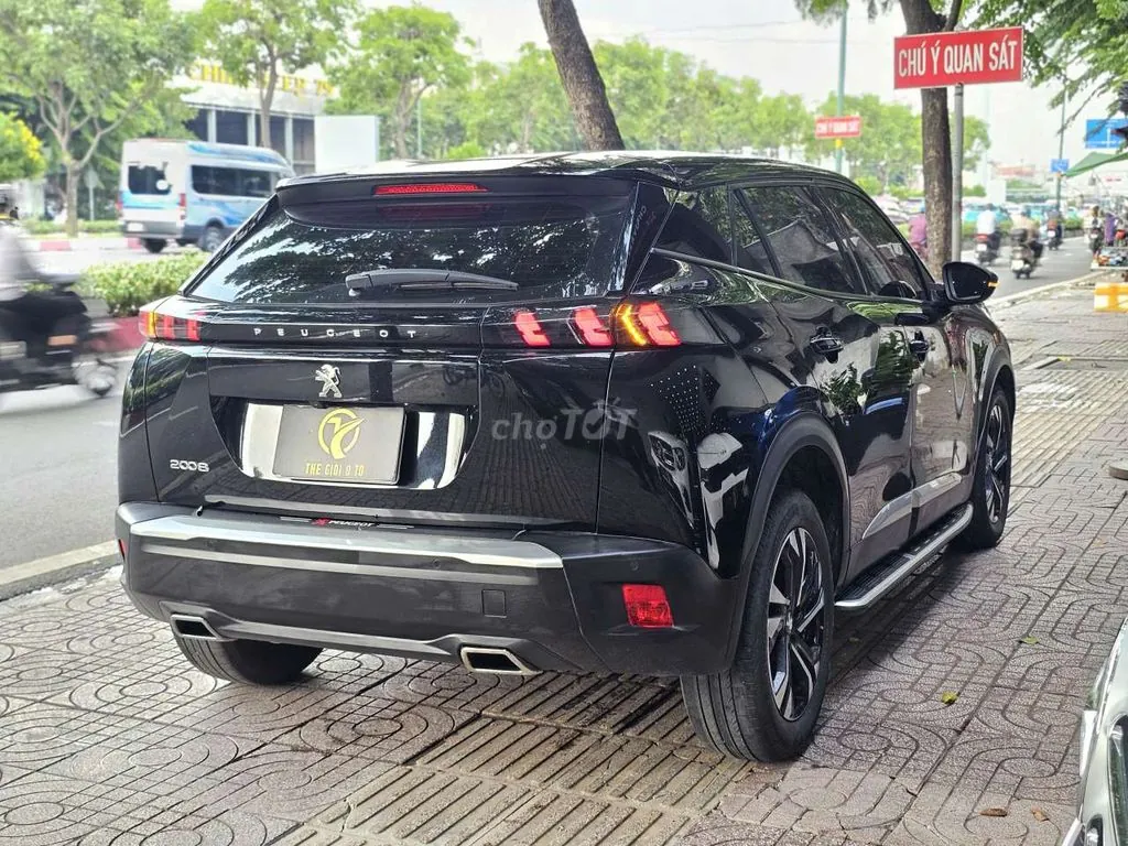Peugeot 2008 2021 photo 5