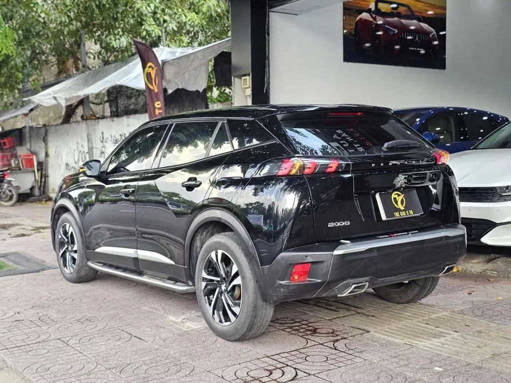 Peugeot 2008 2021 photo 4