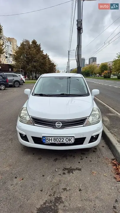 Nissan Tiida