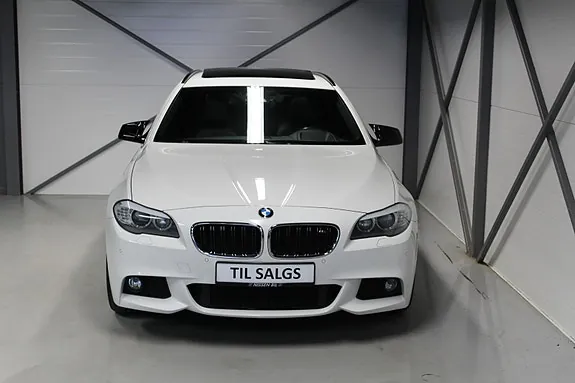 BMW 523I 2011 photo 3