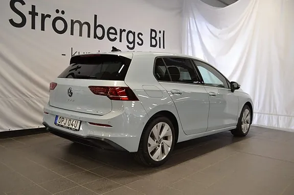 Volkswagen Golf 2025 photo 3