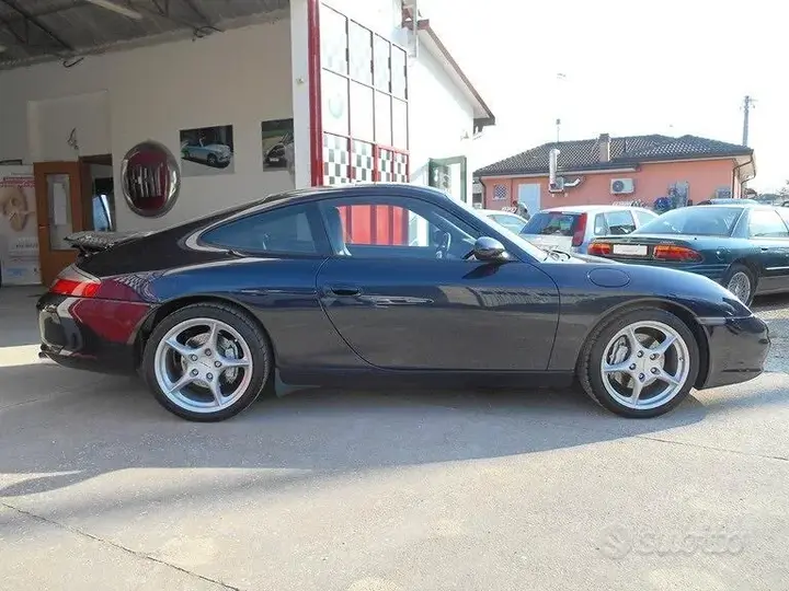 Porsche 911 2003 photo 2