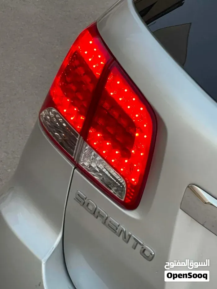Kia Sorento 2012 photo 2