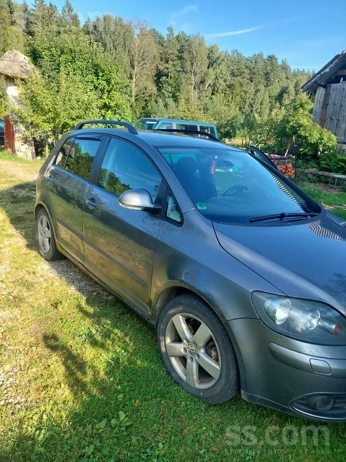 Volkswagen Golf 5 2008 photo 2
